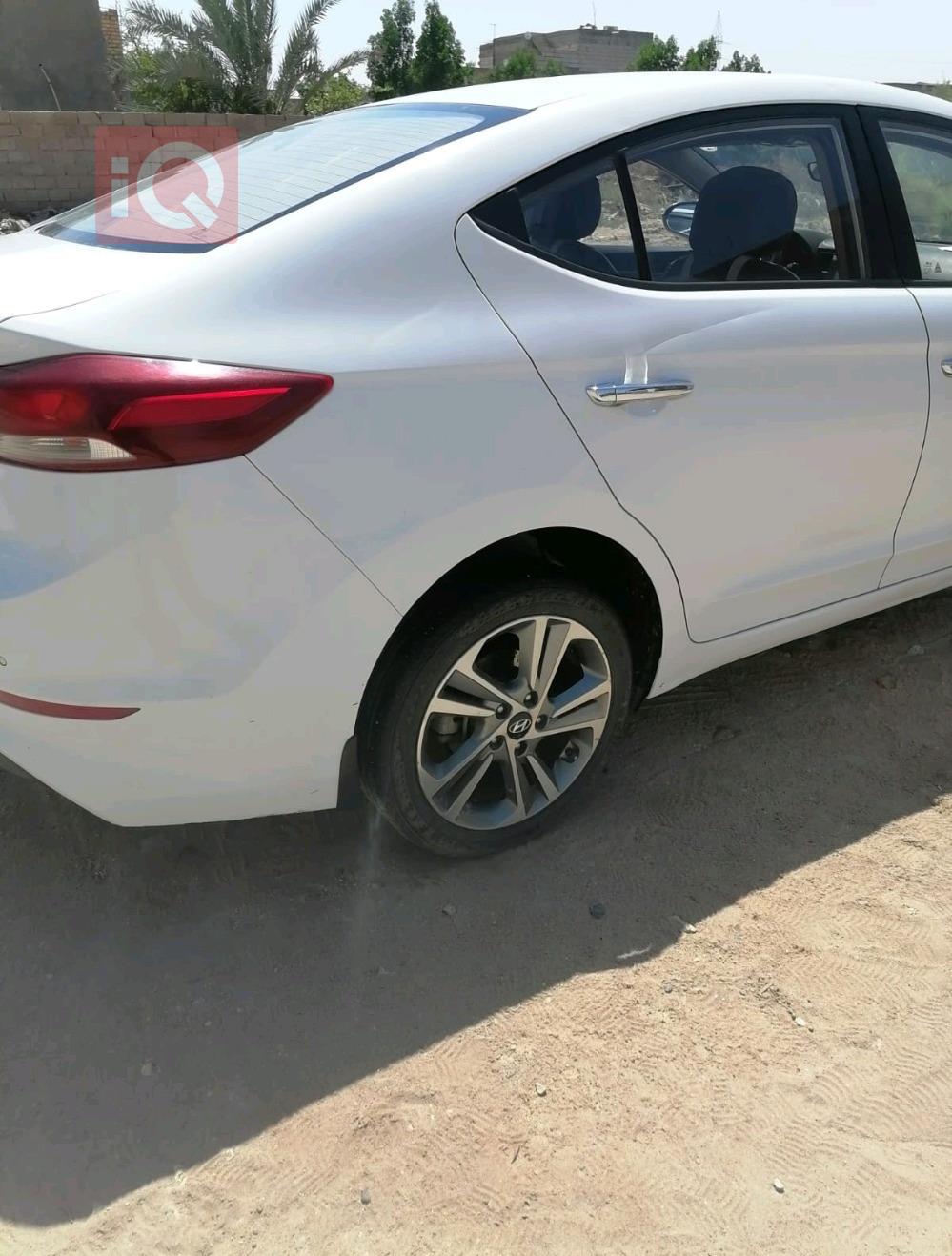 هيونداي النترا